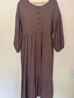 Beautiful linen, Little Cottonwood long-sleeve cottage dress in ‘Lavender’